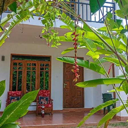 Gimhana Homestay Sigiriya Buitenkant foto