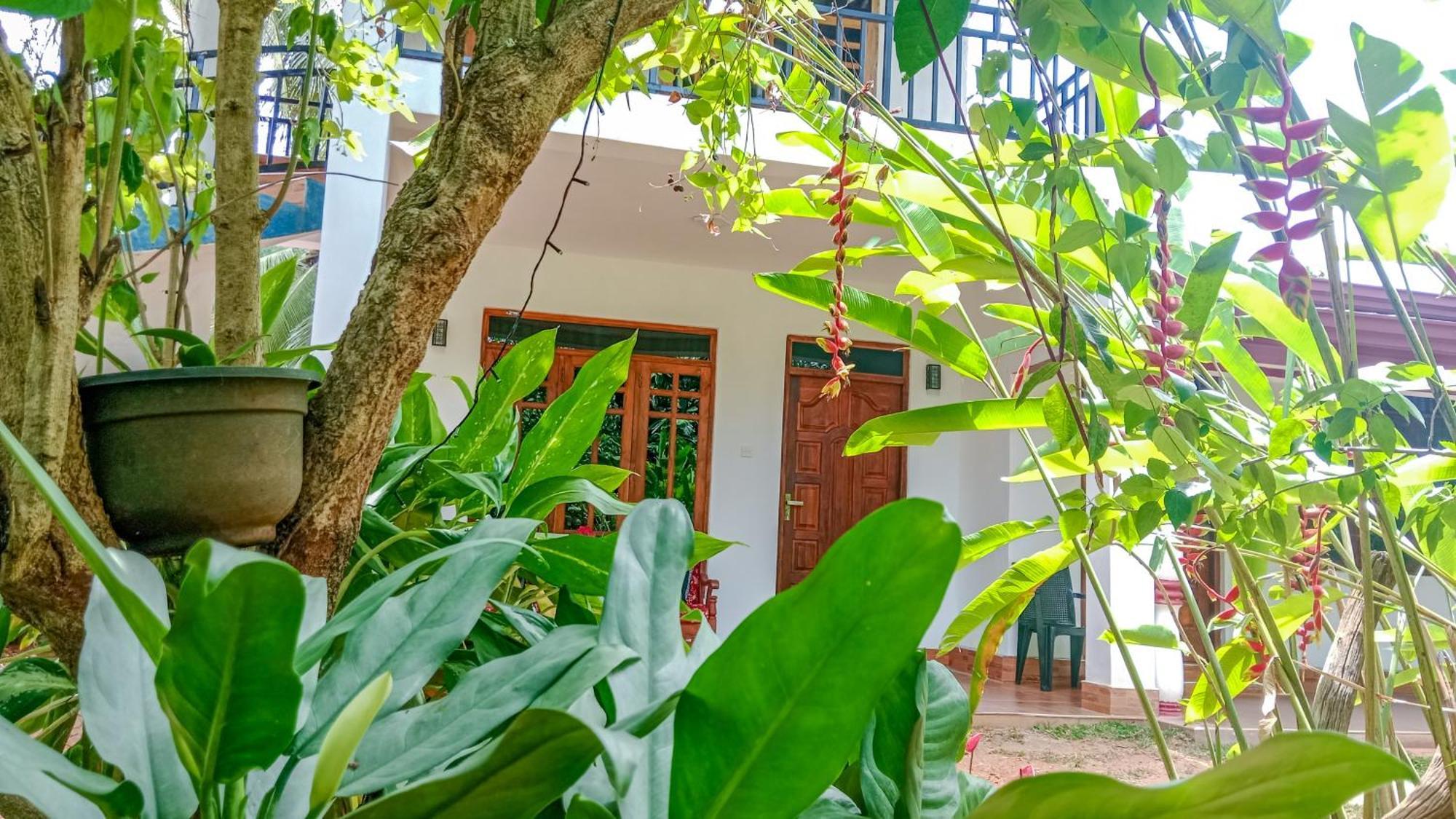 Gimhana Homestay Sigiriya Buitenkant foto