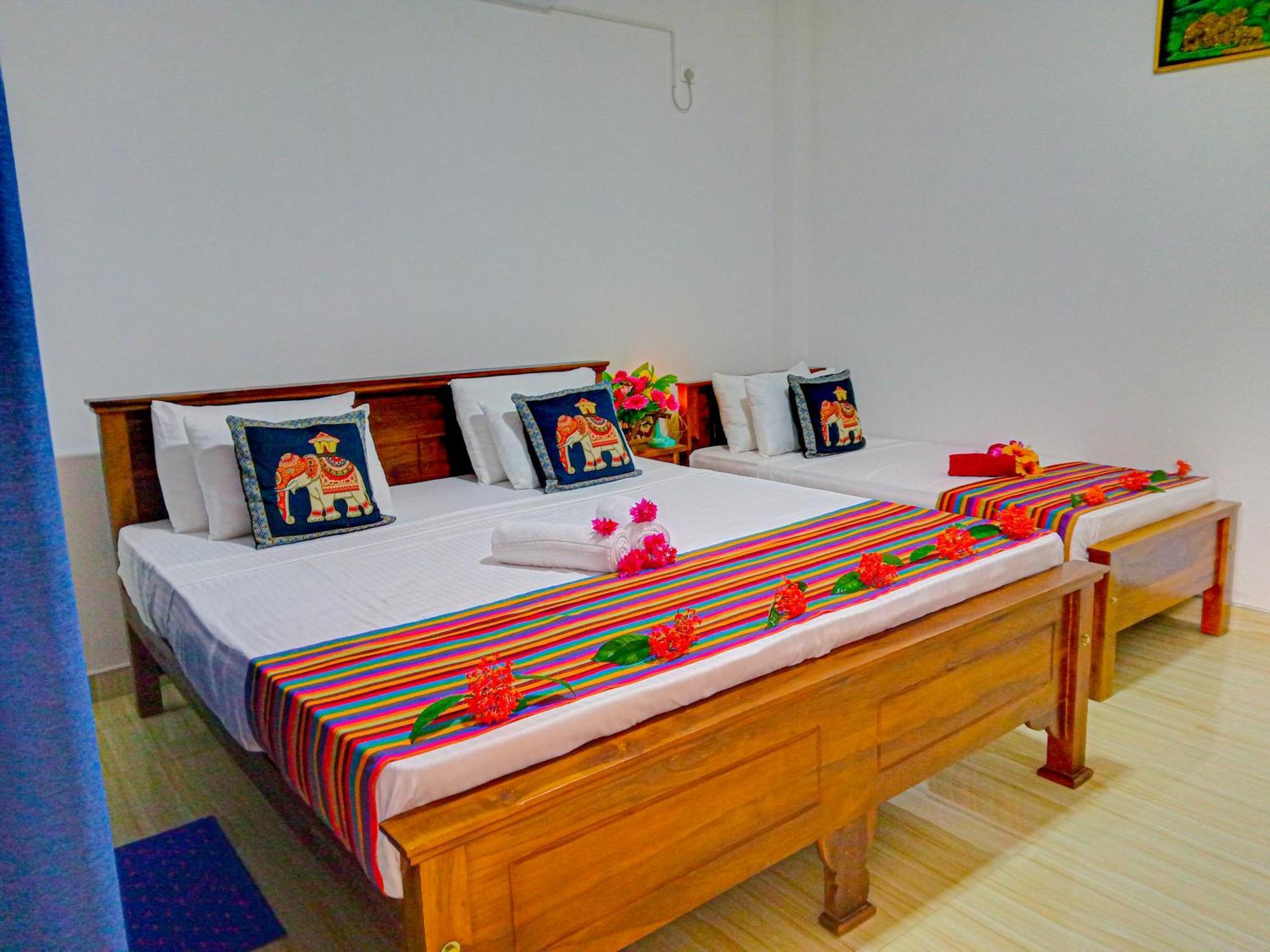 Gimhana Homestay Sigiriya Buitenkant foto